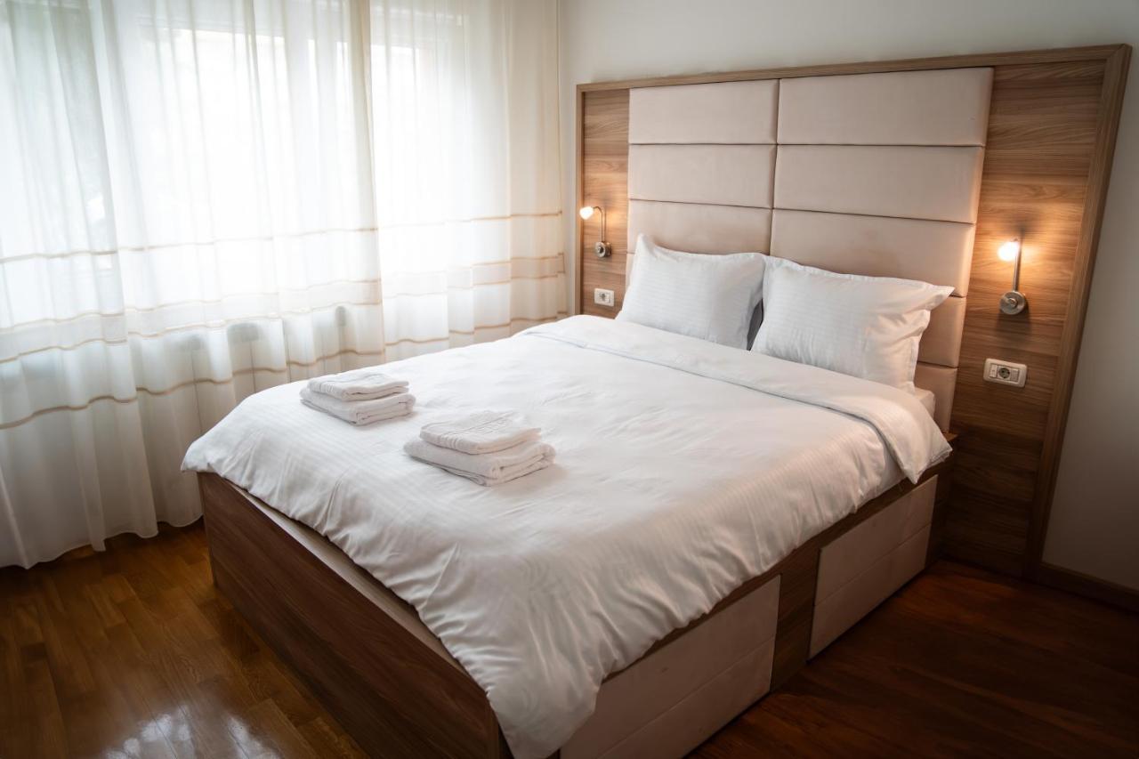 Ultracentral Golden Apartament 1 Suceava Exterior foto